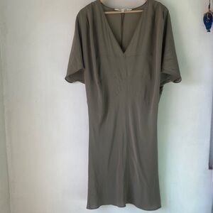Hache 46 EU Silk Midi Dress